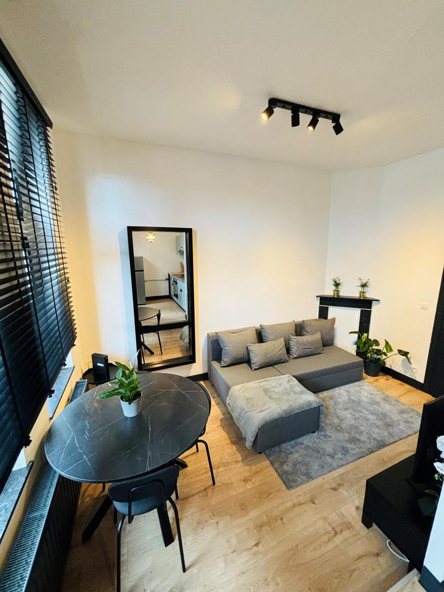 Appartement Cosy Liege Station מראה חיצוני תמונה